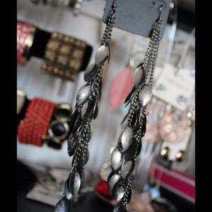 Metallic long earrings