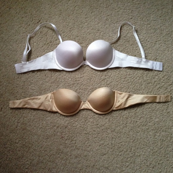 🚫Sold🚫 Two 32a Convertible Push-up Bras
