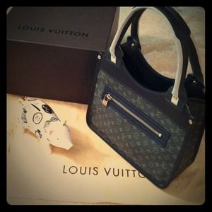 Louis Vuitton Bags - Authentic Louis Vuitton - Mini Monogram Louis Vuitton Bags - Authentic Louis Vuitton - Mini Monogram