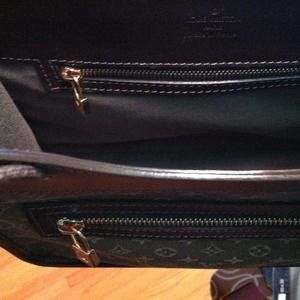 Louis Vuitton Bags - Authentic Louis Vuitton - Mini Monogram Louis Vuitton Bags - Authentic Louis Vuitton - Mini Monogram