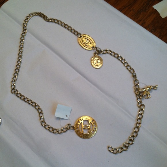 Gold tone chain