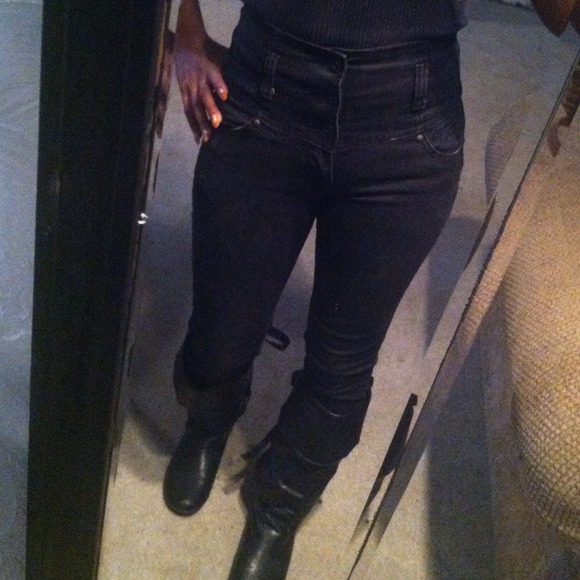 Black high waist jeans