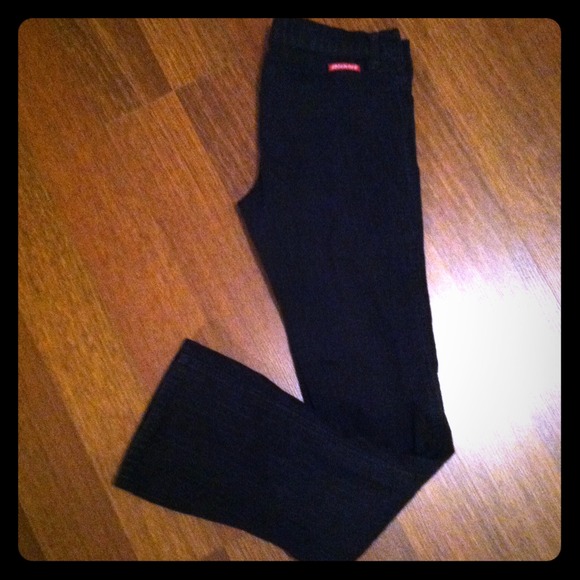 Sexy Low-rise Skinny Dickies!