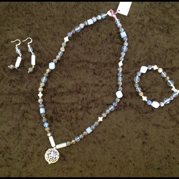💎NEW💎Jewelry set💎