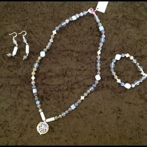 💎NEW💎Jewelry set💎