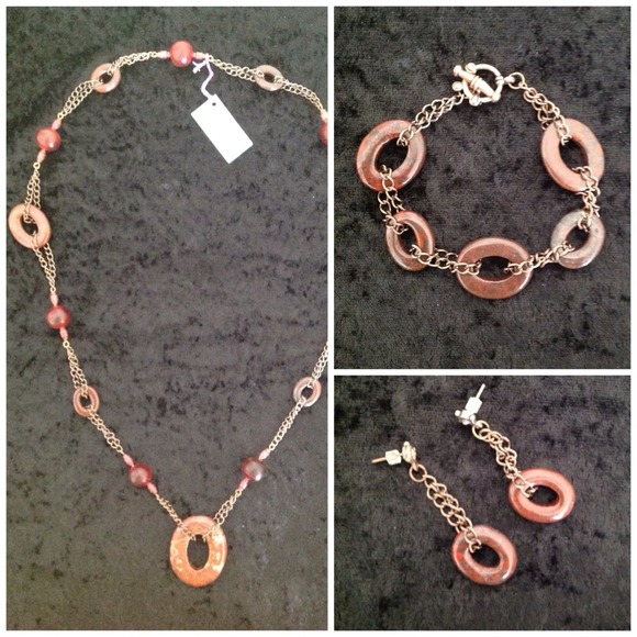 💎NEW💎Jewelry set💎 - Picture 3 of 3
