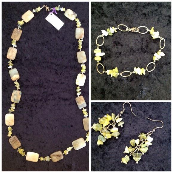 💎NEW💎Jewelry set💎 - Picture 3 of 3