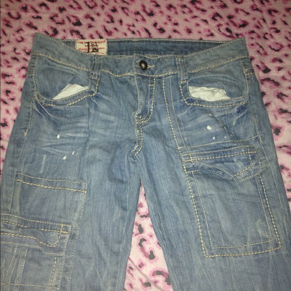 🔴Sold🔴Size 11 distressed skinny jeans