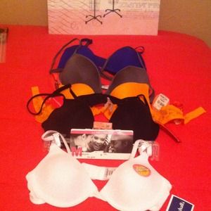 RESERVED 34A bra bundle
