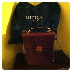😄Reduced price😄Oroton handbag