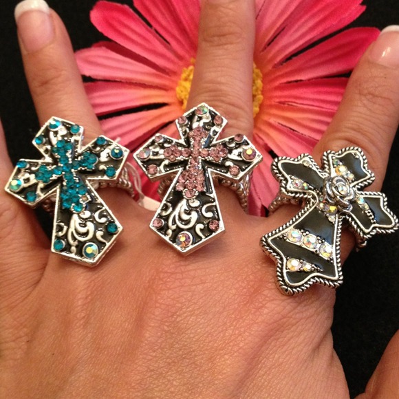 Cross rings with one size band - Picture 3 of 3