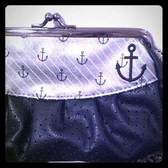 Anchor Clutch 👛⚓