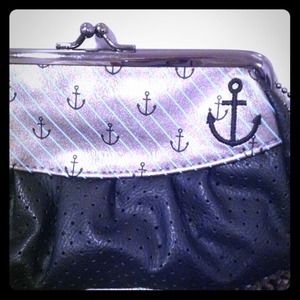 Anchor Clutch 👛⚓