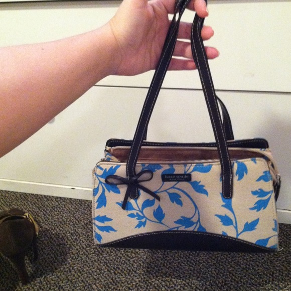 Kate Spade purse - Picture 4 of 4