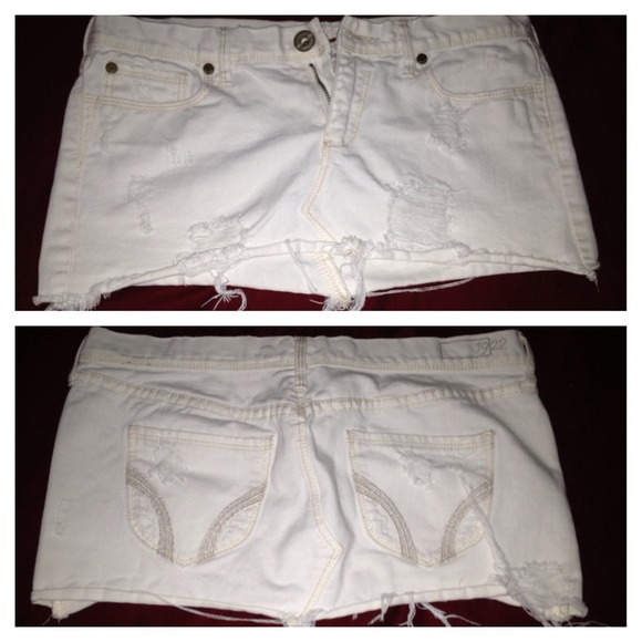 HOLLISTER white mini skirt