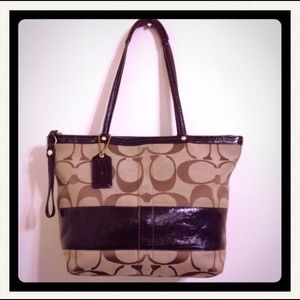 🔴Sold🔴🌟Authentic Coach Tote🌟