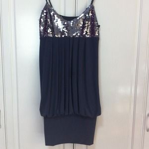 Size 7/8 Grey Sequin Party Dress