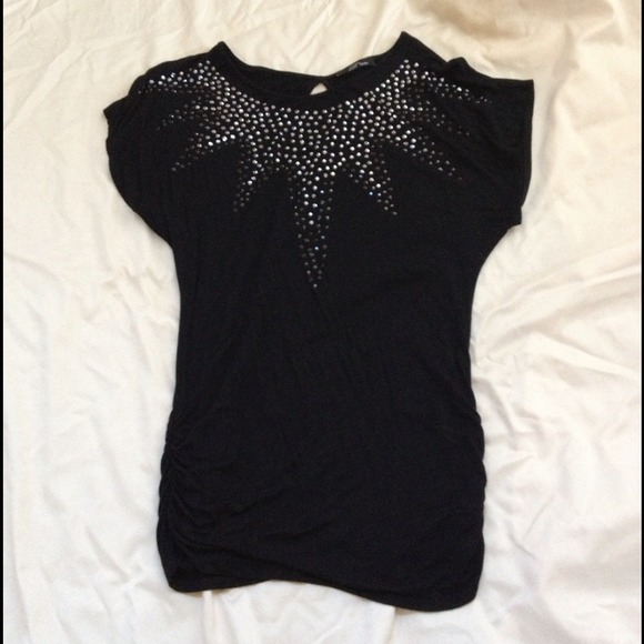 Cute black top