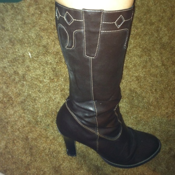 🚫Sold🚫Brown western style zip up boots