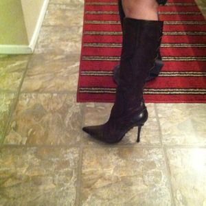 🚦CHOCOLATE BROWN BOOTS🚦price negotiable