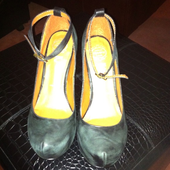 BRAND NEW JEFFREY CAMPBELL ADELAIDE!!!!