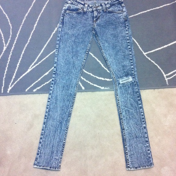 ✋Bundled! John Eshaya 'jet' acid washed denim