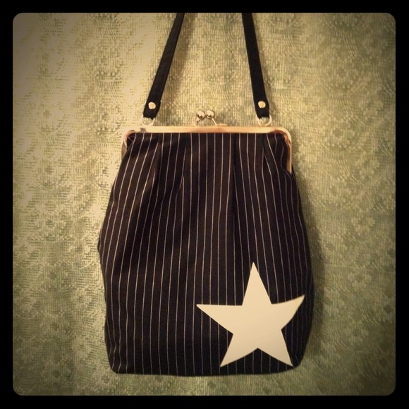 Pen stripe design bag. - Picture 1 of 3