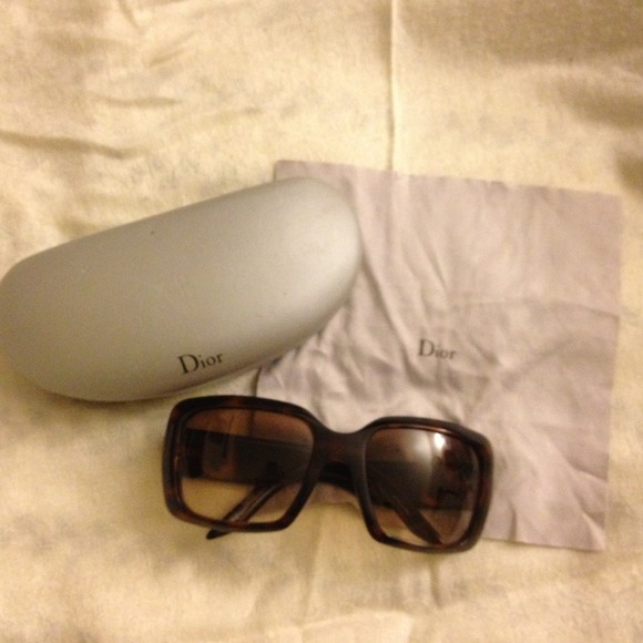 SOLD Dior flower tortoise sunglasses