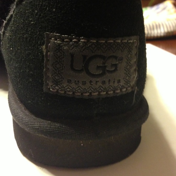 🌟✨SOLD!!!✨🌟✨Tall sweater authentic UGG boots. - Picture 2 of 3