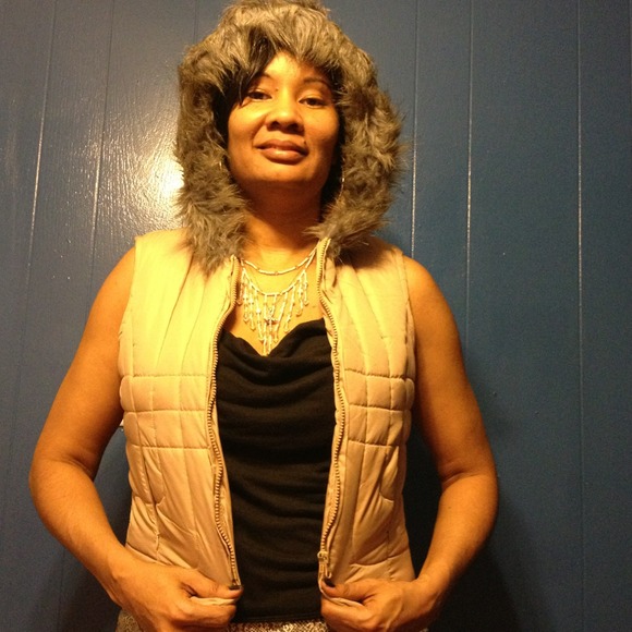 Tan Ski vest
