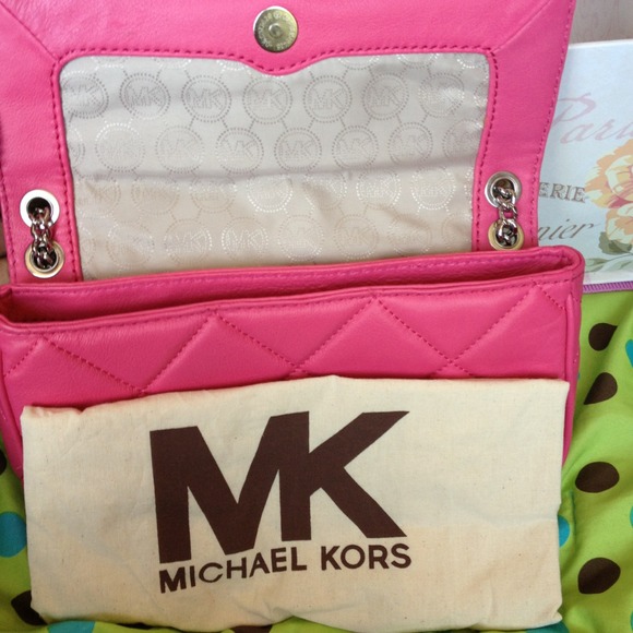 💋SOLD :)Pink Michael kors - Picture 3 of 4