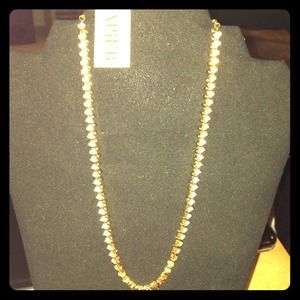 Napier rhinestone necklace NWT Aprx 19"