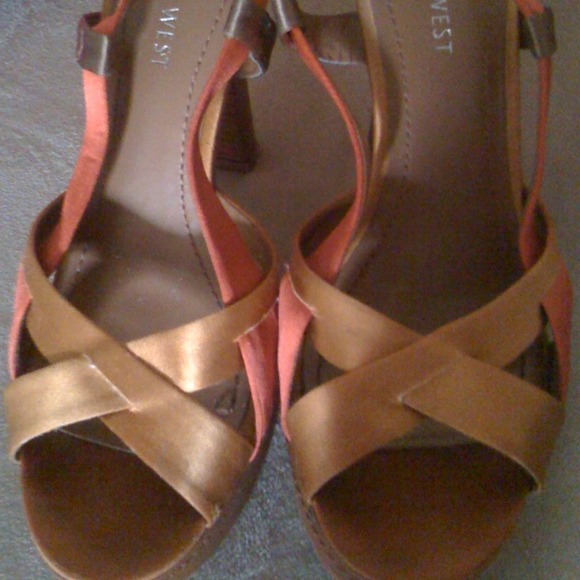 💥Sold💥Nine west high heels - Picture 2 of 4