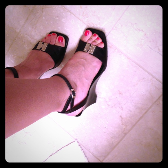 ***SOLD bundle for Pacifica ***Via Spiga