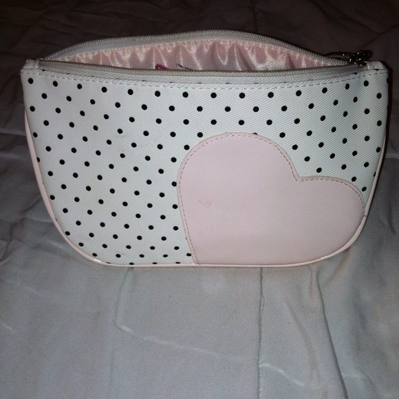 Makeup bag