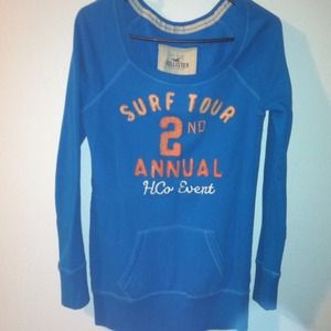 Hollister sweater