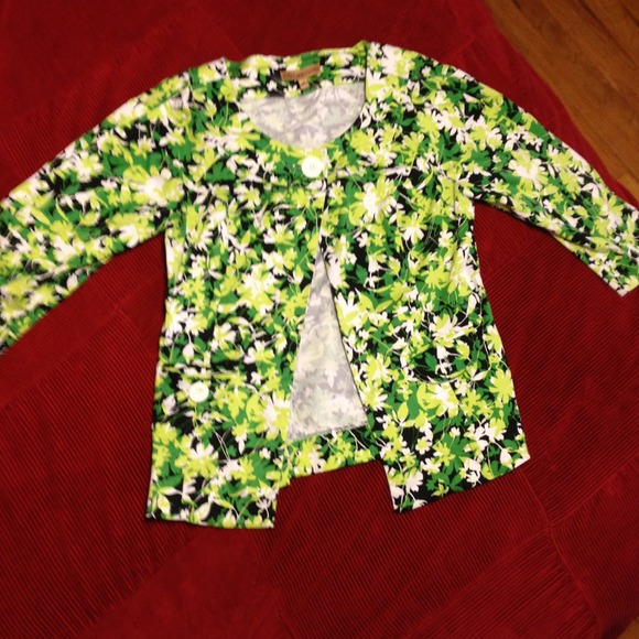 Light jacket 🌸🌸 Bundle🌸🌸