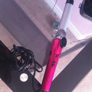 Bed Head Ceramic Curling Iron