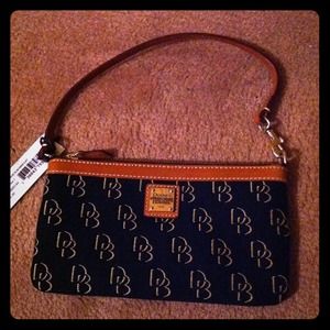 Dooney & Bourke Clutches & Wallets - Reduced Dooney&Bourke wristlet! Dooney & Bourke Clutches & Wallets - Reduced Dooney&Bourke wristlet!