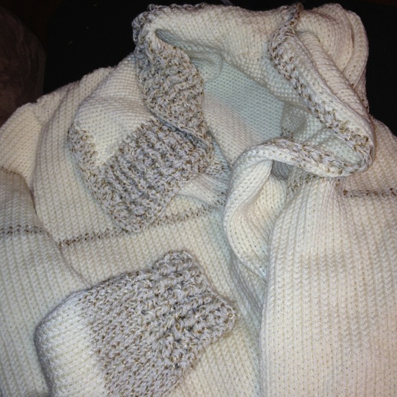 Belted sweater Jacket - Picture 3 of 4