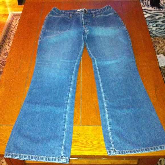 ⛔REDUCED⛔ Abercrombie & Fitch Jeans