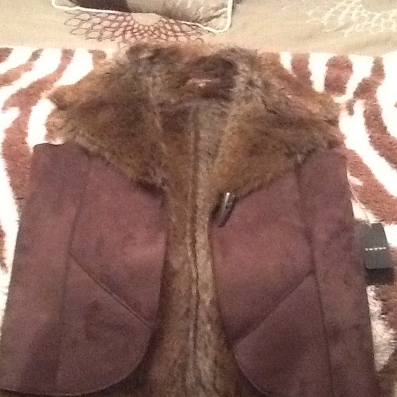 CHOCOLATE/SUEDE VEST