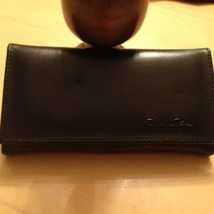 💫Reserved- jenjones💥Oscar/Renta black wallet