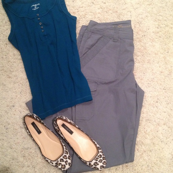 ❤SOLD❤Teal Button Down Tank