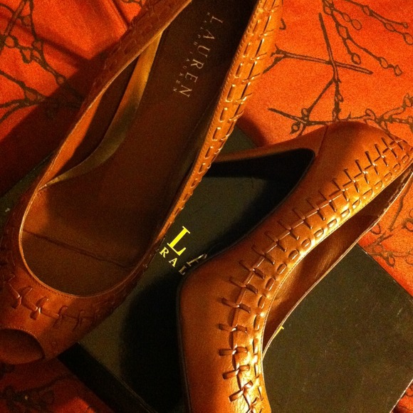 LAUREN Ralph Lauren Pumps - Picture 3 of 4