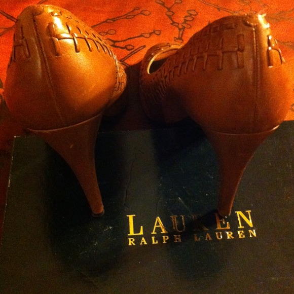 LAUREN Ralph Lauren Pumps - Picture 4 of 4