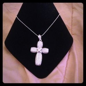 Traci Lynn Thankful Cross necklace