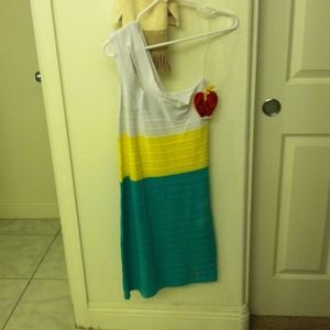 Apple bottom dress