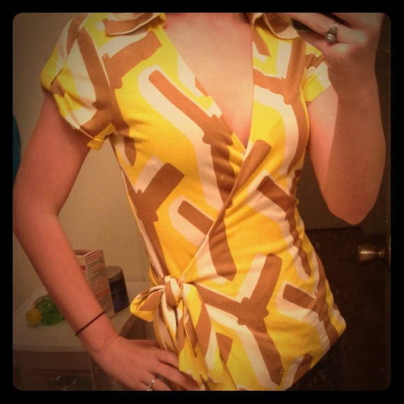 Diane von Furstenburg Tops - DVF silk wrap shirt
