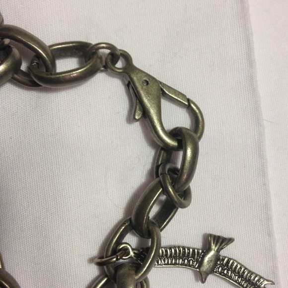 American Eagle Charm Watch - Picture 3 of 3